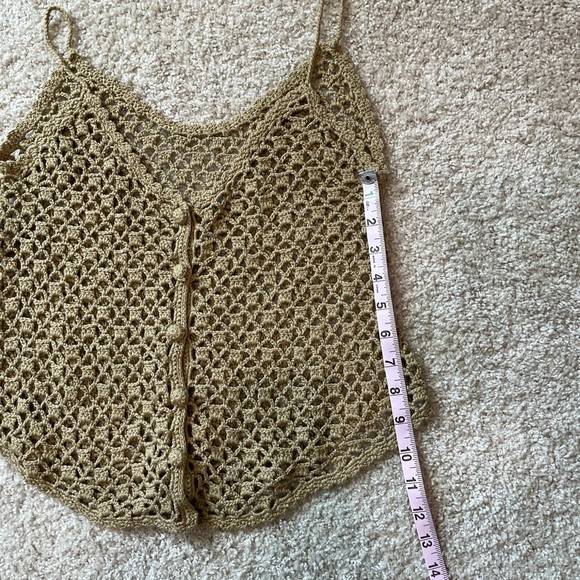 3 for $25/ Tan crochet Tank top size XS - Picture 3 of 5